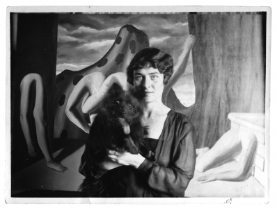 La creation des images, Georgette Magritte e Loulou, Le perreux sur Marne, 1928