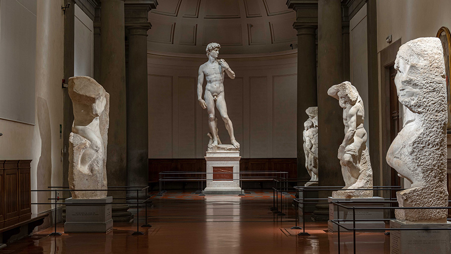 Galleria dell’Accademia. A happy museum