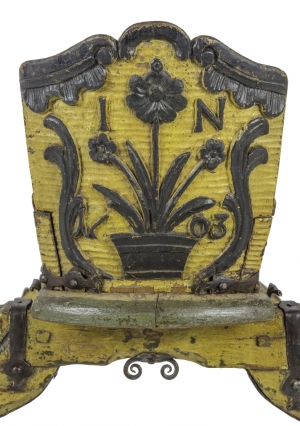 Slitta in legno intagliato e laccato XVIII secolo (particolare)