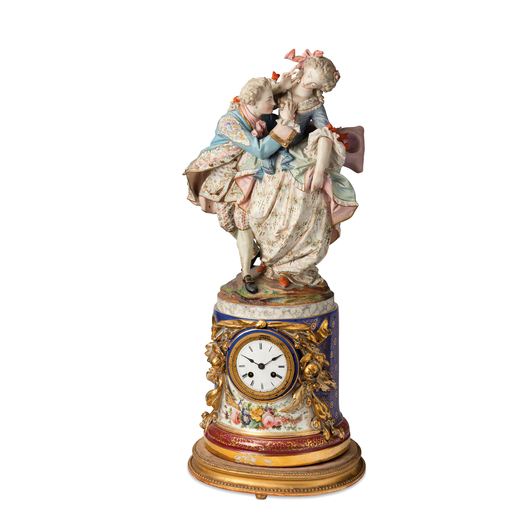 GRANDE OROLOGIO IN PORCELLANA POLICROMA, FRANCIA, 1900 CIRCA importante orologio in porcellana polic