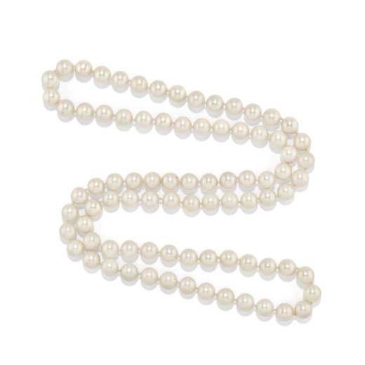 LONG COLLIER AVEC PERLES DE CULTURE réalisé avec une seule rangée de perles de culture de 9,65 mm