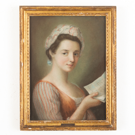 PITTORE DEL XVIII-XIX SECOLO  Ritratto di donna con lettera <br>Pastello su carta, cm 50X36