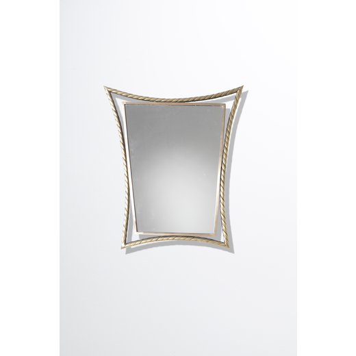 MANIFATTURA ITALIANA Specchio. Legno, cristallo specchiato, ottone. Italia anni 50 ca.<br>cm 64x55