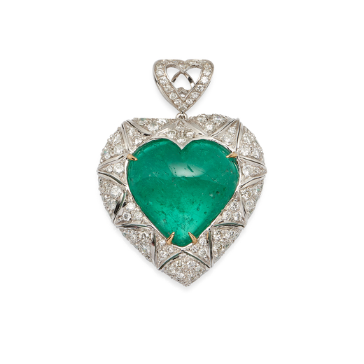 PENDENTE A CUORE IN ORO, SMERALDO E DIAMANTI  decorato al centro con uno smeraldo tagliato a cuore d