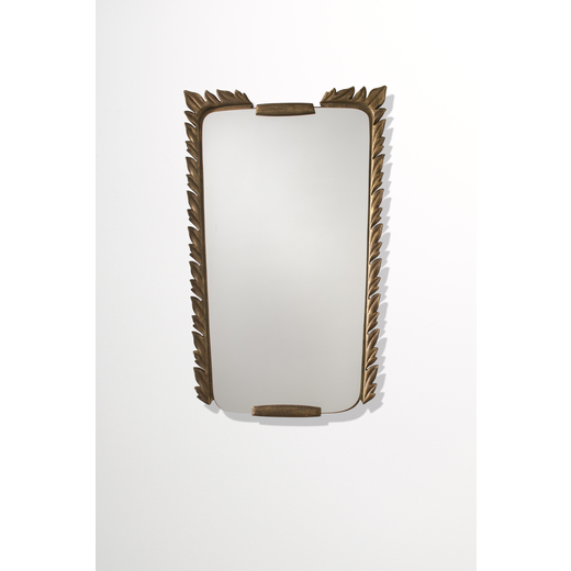 OSVALDO BORSANI (ATTRIB. A) Specchio da parete. Legno scolpito e dorato, cristallo specchiato. Itali