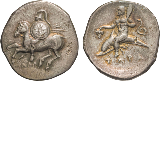 MONETE GRECHE. CALABRIA. TARANTO (CIRCA 281-272 A.C.). NOMOS Argento, 6,53gr, 21x22mm. BB.<br>D: Cav