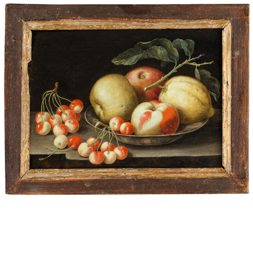 PITTORE DEL XVII-XVIII SECOLO Natura morta con mele, pesca, limone e ciliegie<br>Olio su tavola, cm 