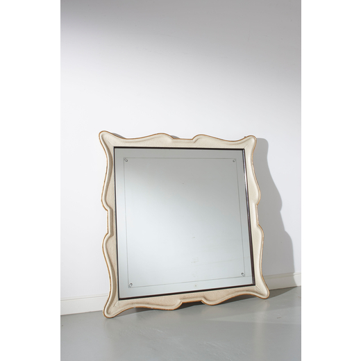 MANIFATTURA ITALIANA Specchio. Legno laccato, legno dorato, cristallo specchiato. Italia anni 50. <b