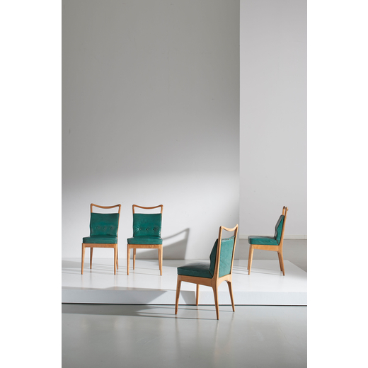 I.S.A. Quattro sedie. Legno di acero, vinilpelle imbottita. Produzione I.S.A. Bergamo anni 50.<br>cm