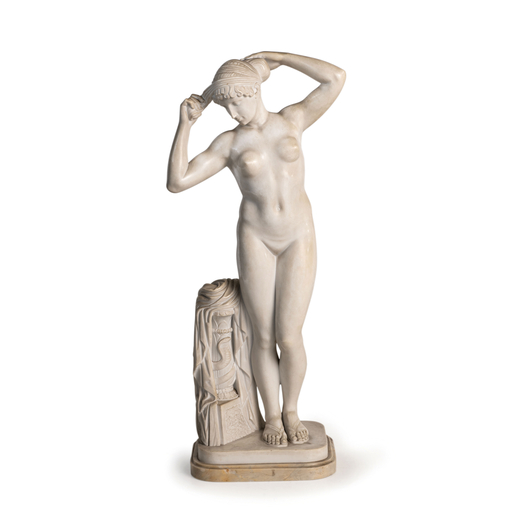 SCULTURA IN MARMO, XIX-XX SECOLO raffigurante figura femminile allegorica su base squadrata; usure, 