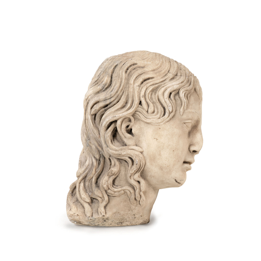 SCULTURA IN MARMO, XIX SECOLO raffigurante profilo di volto femminile da modelli classici; usure, al