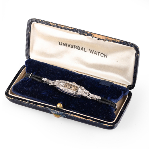 UNIVERSAL WATCH, OROLOGIO DA DONNA IN PLATINO E DIAMANTI, CIRCA 1915 raro orologio Universal Watch c