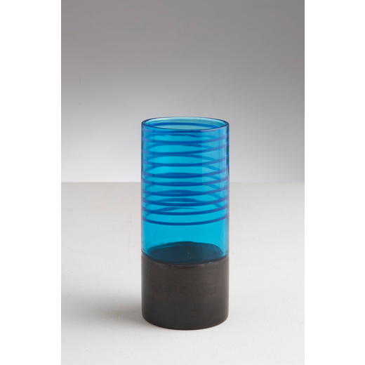 THOMAS STEARNS Vaso della serie Cilindri mod. 8631. Vetro antracite opaco e azzuro trasparente con i