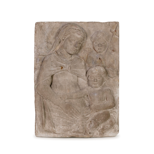 ALTORILIEVO IN MARMO, XVIII-XIX SECOLO raffigurante Madonna con bambino e San Giovannino; usure, dif