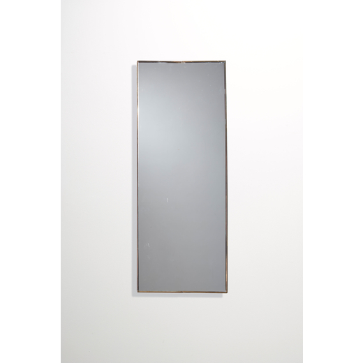 MANIFATTURA ITALIANA Specchio. Legno, ottone, cristallo specchiato. Italia anni 50.<br>cm 88x34,5x2