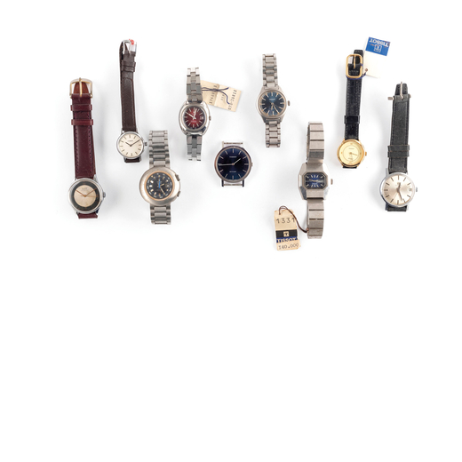 TISSOT, LOTTO DI 9 OROLOGI DA POLSO lotto composto da 9 orologi da polso marca Tissot, varie forme e