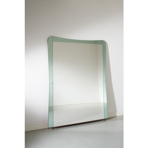 MANIFATTURA ITALIANA Specchio. Ottone, legno, cristallo specchiato, cristallo colorato e specchiato.