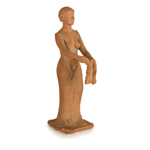SCULTURA IN TERRACOTTA, XX SECOLO raffigurante figura femminile con panno tra le mani su base squadr