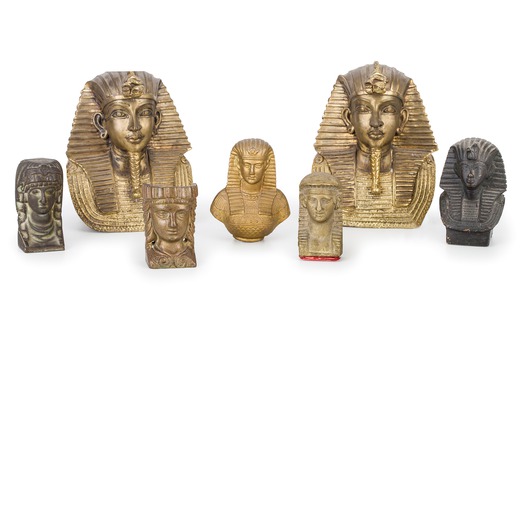 DUE SCULTURE IN METALLO DORATO, XIX-XX SECOLO raffiguranti teste di faraoni, unite ad altre DUE più