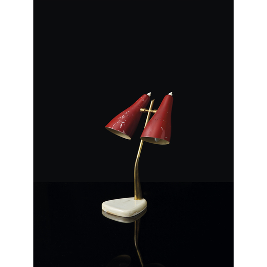 LUMEN    Lampada da tavolo. Ottone, marmo, alluminio smaltato. Produzione Lumen 1950 ca.<br>cm 37x25