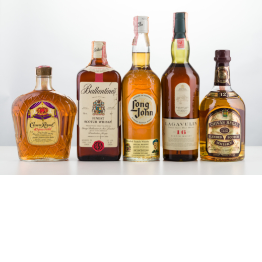 Selezione Whisky Lagavulin 16 years old - 1bt<br>Crown Royal - 1bt<br>Ballantine Finest - 1bt<br>Chi