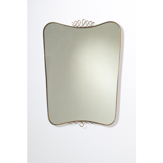 MANIFATTURA ITALIANA Specchio. Ottone, cristallo specchiato. Italia anni 50.<br>cm 72x53