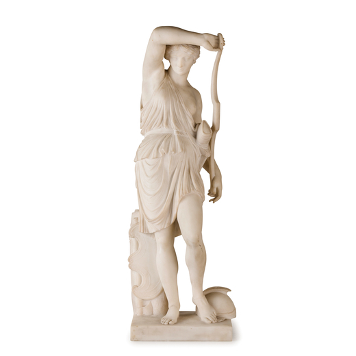 SCULTURA IN MARMO BIANCO, XIX SECOLO raffigurante Diana cacciatrice con arco, faretra ed elmo, base 